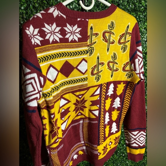 Forever Collectibles NBA Men's Cleveland Cavaliers Patches Ugly Sweater - Picture 7 of 9